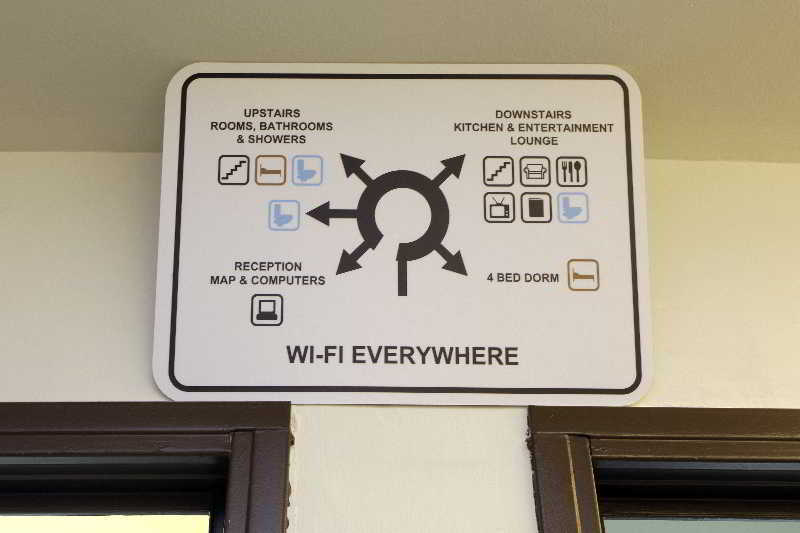 Gracia City Hostel Barcelona Exteriér fotografie Wi-Fi sign in a hotel